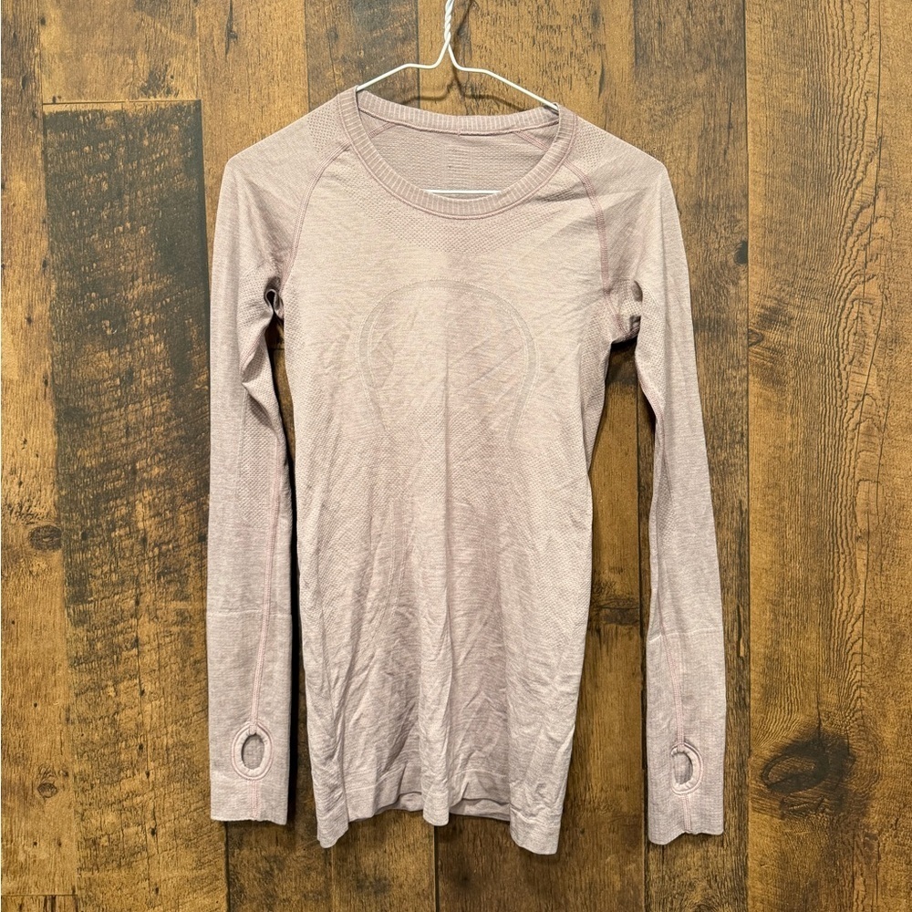 Lululemon swiftly tech long sleeve shirt dusty pink size 4 EUC